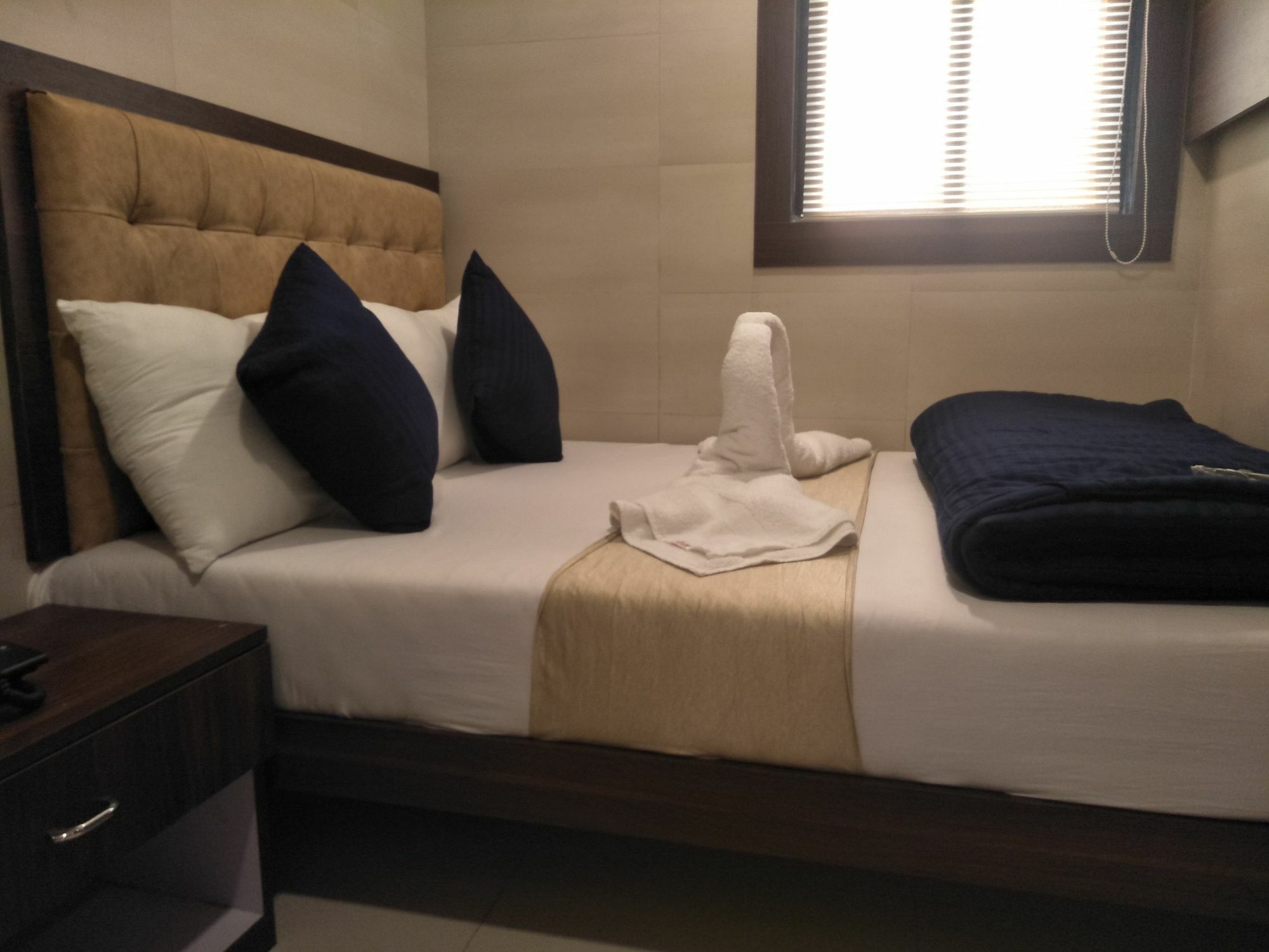 Hotel Avenue Residency Mumbai Exterior foto