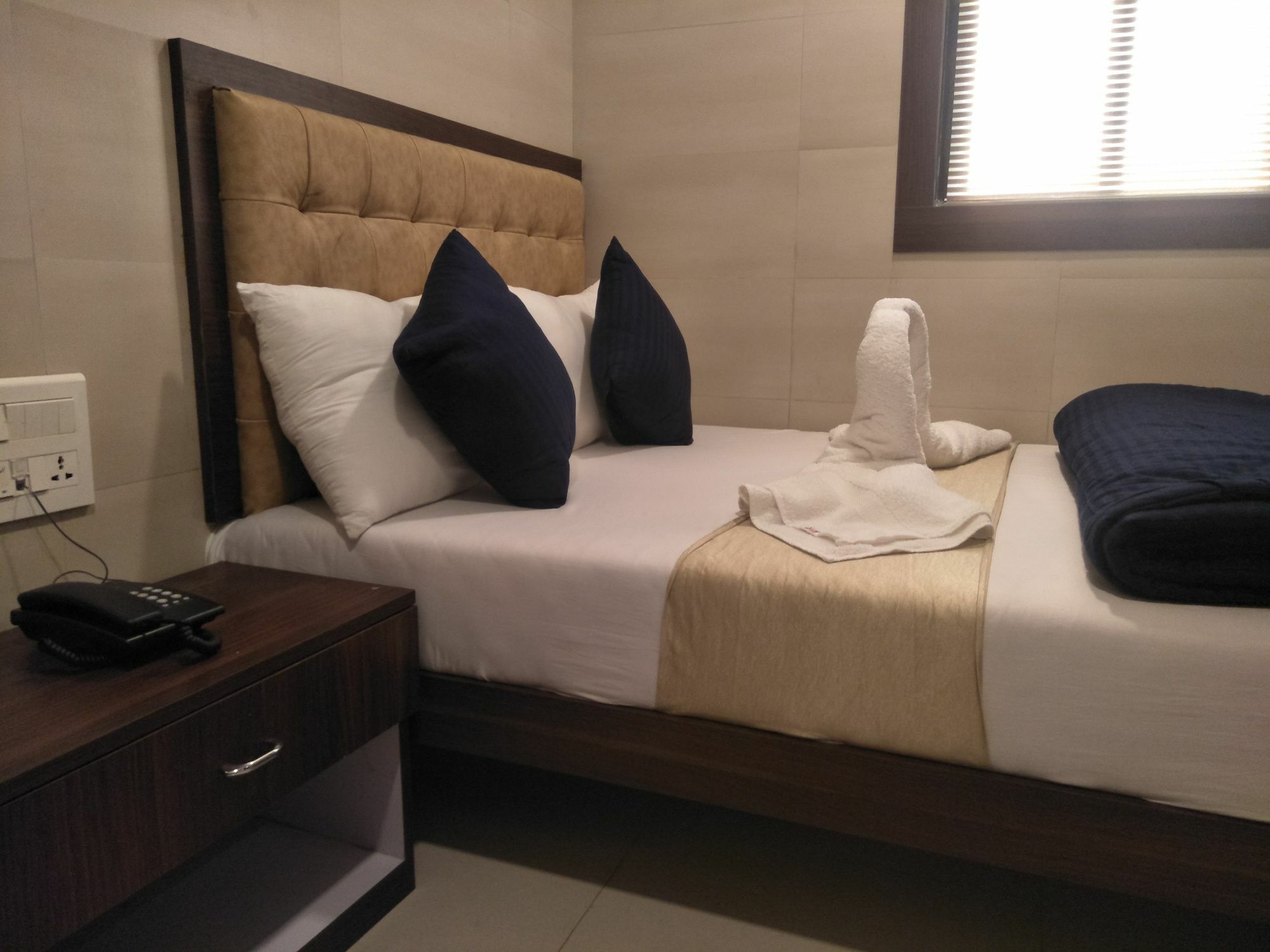 Hotel Avenue Residency Mumbai Exterior foto